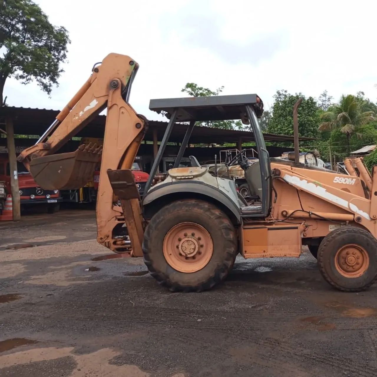 Retroescavadeira  - Foto 3