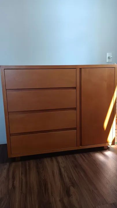 Cômoda, cama babá e berço em madeira maciça. - Foto 2