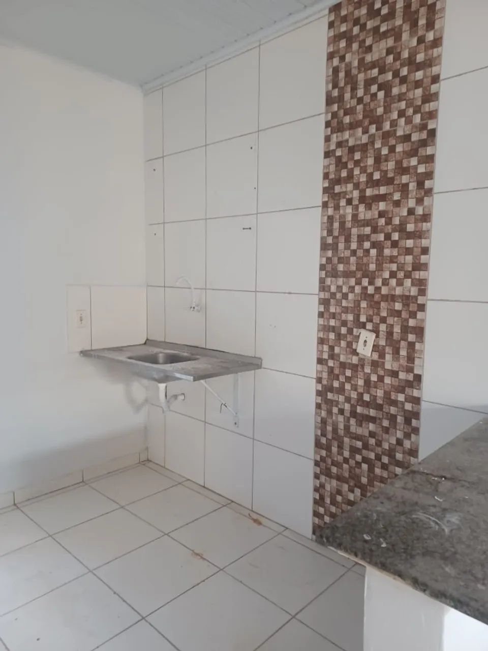 Casa de 1 quarto grande próximo Balneário,shopping Passeio ótima localização e segura. - Foto 3