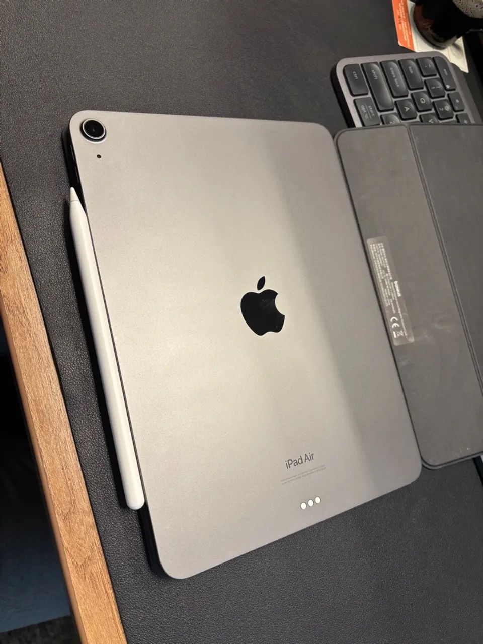 iPad Air M1 com capa e Apple Pencil - Foto 4