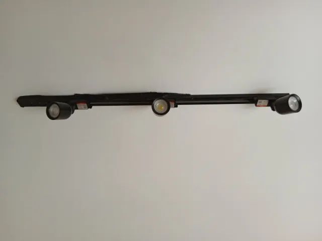 Luminária de teto 3 bucais Avant em Aço Preto 12 cm x 6 cm x 120 cm - Foto 4