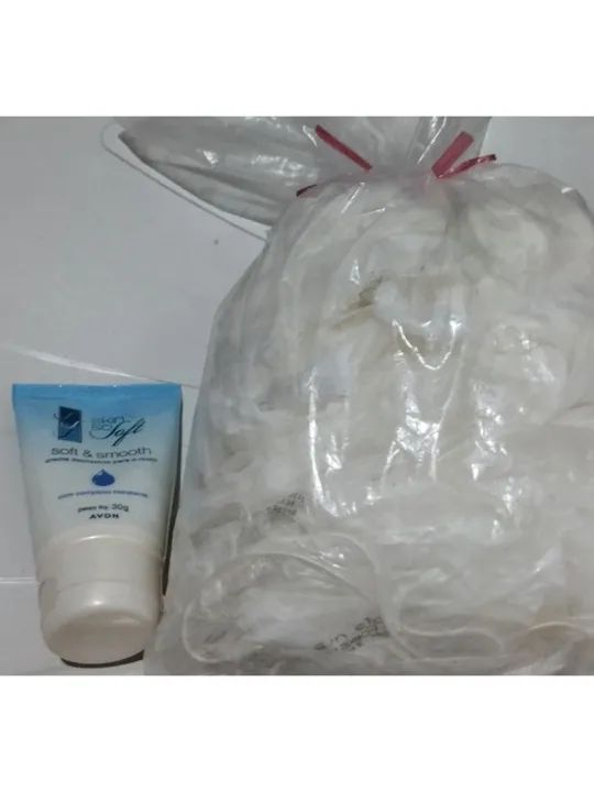 1 kit de luva descartável com 17 pares+1 creme depilatório para o rosto da Avon - Foto 2