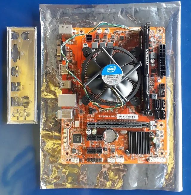 kit upgrade 6ª geração placa mae lga 1151 + intel i3 6100 + memoria DDR4 4GB + Coller - Foto 2