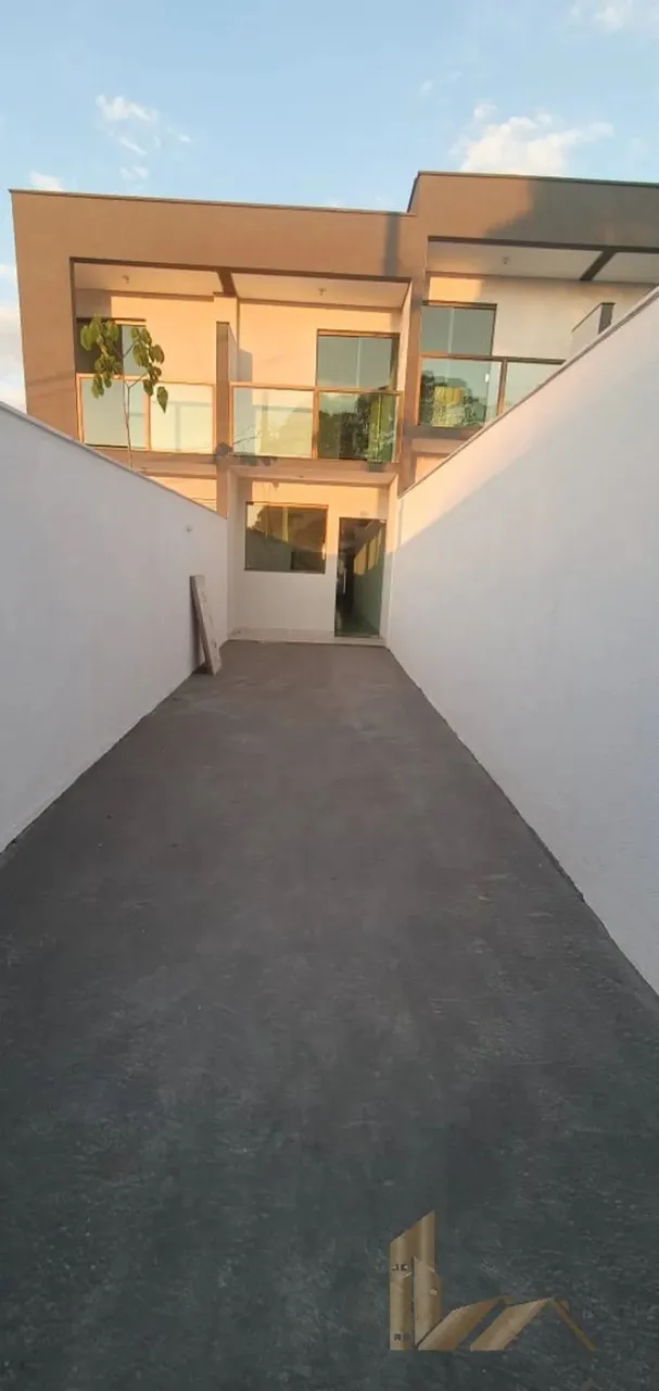 Casa 2 Quartos 1 Suíte e Varanda à Venda, 90 m² por R$ 480.000,00 - Candelaria