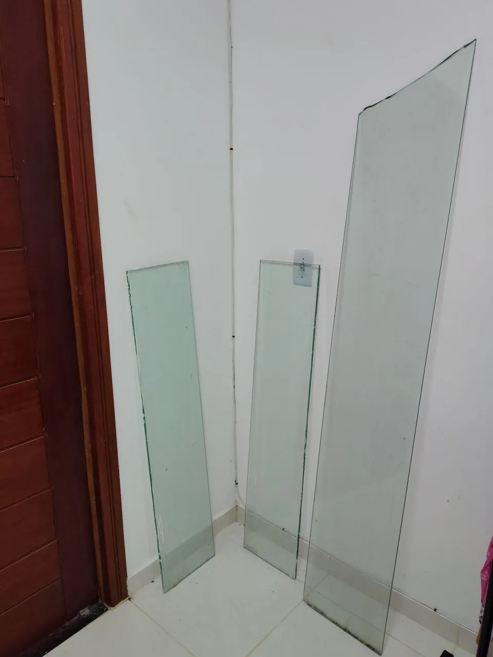 3 prateleiras de vidro, melhor preço!!