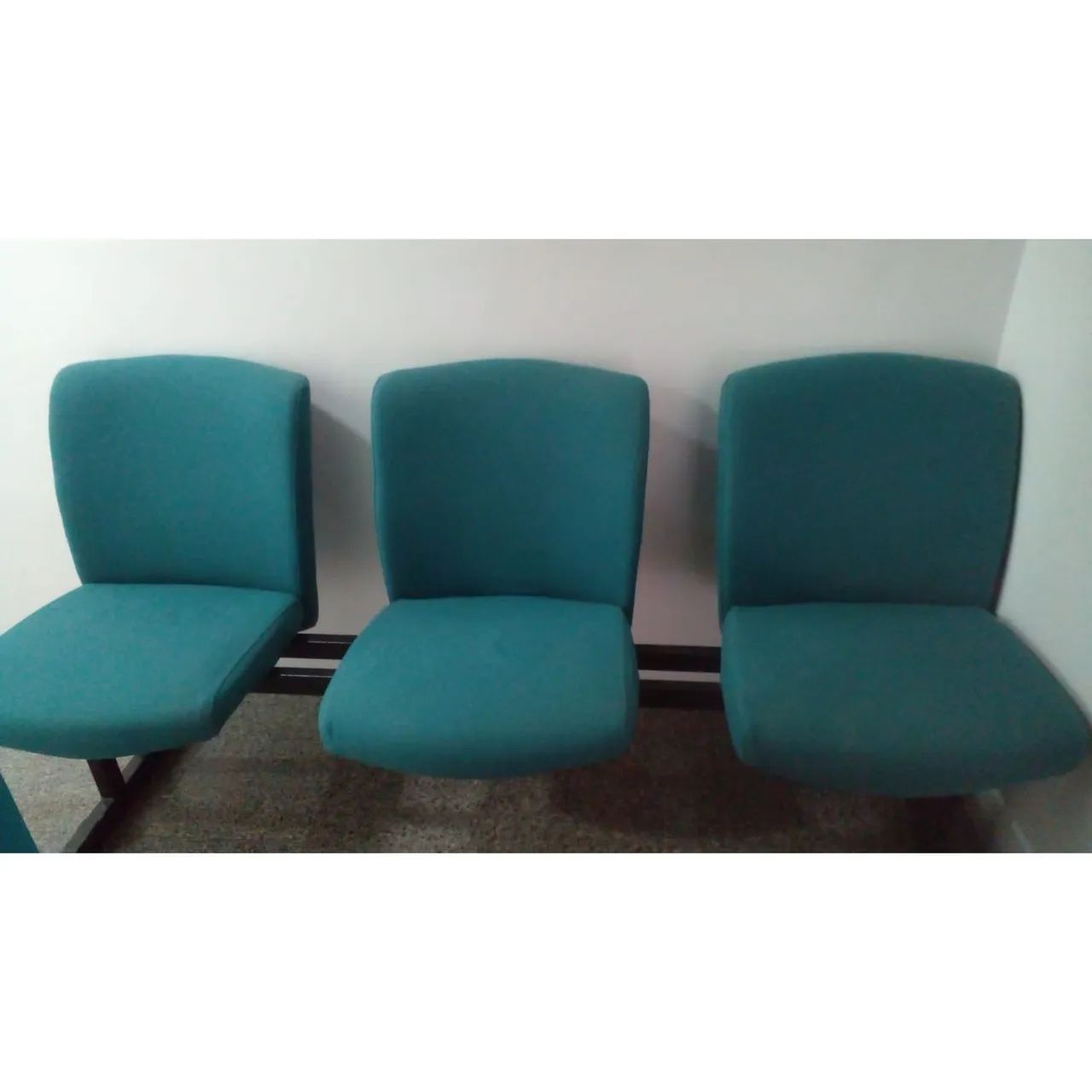 Longarina para recepção (troco em máquina de costura)