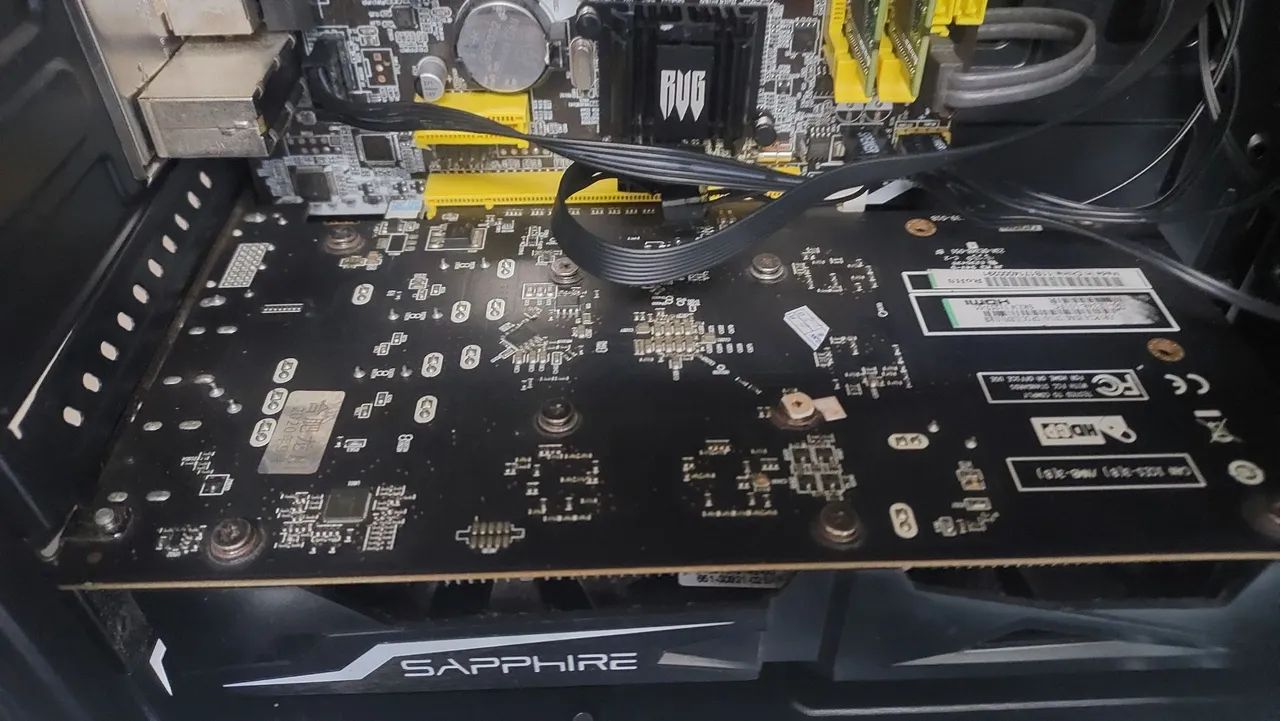 Placa de video RX 560 4GB GDDR5 - Foto 2