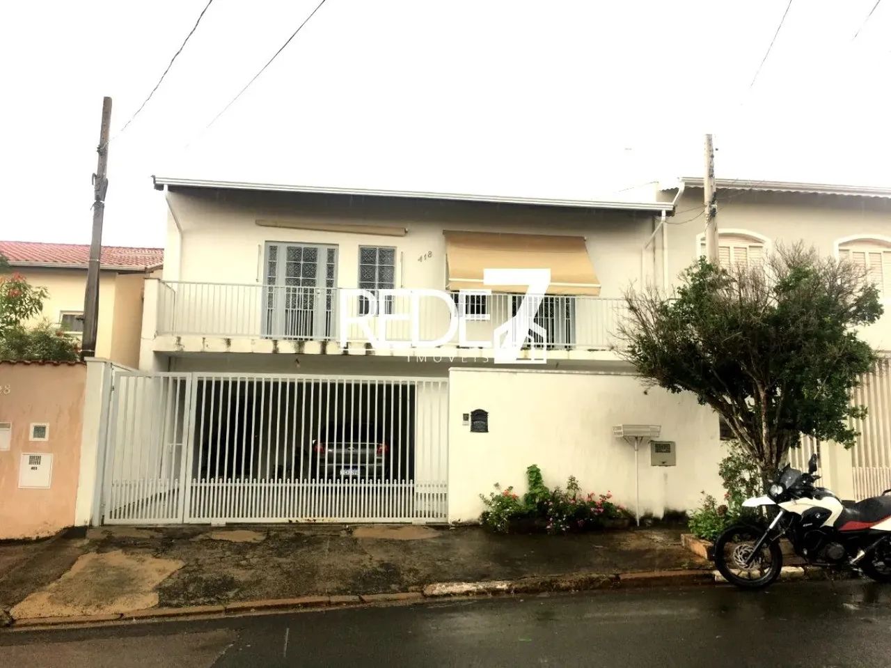 Descubra o seu novo lar em Campinas, um sobrado com 3 quartos, 3 salas, copa, cozinha plan