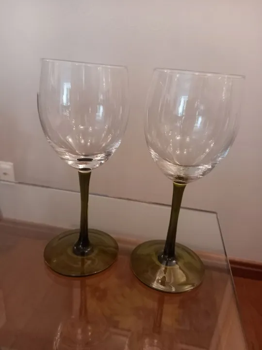 Par de Taças de Vinho