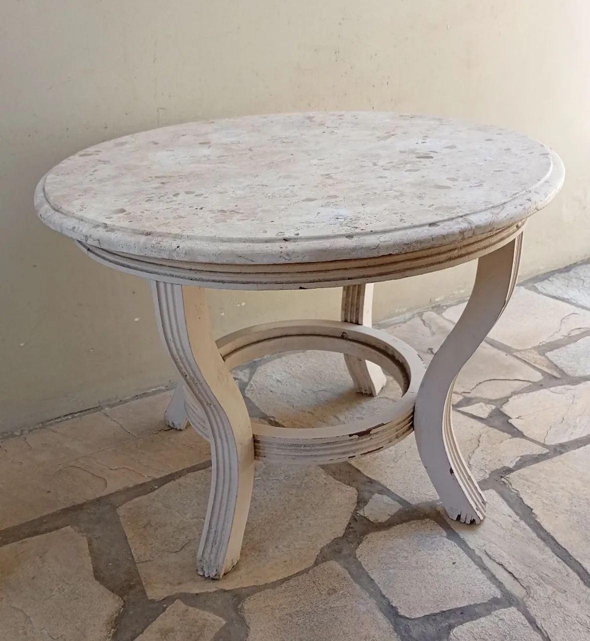 Mesa de centro em madeira maciça com tampo em granito 64169287358723123