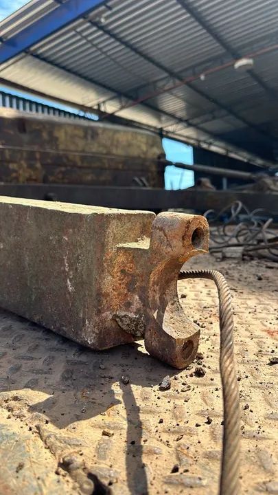 "Lamina de trator de esteira D6 com U 1.150kg 2,90m x 0,85m" - Foto 2