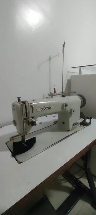 Máquina de costura industrial brother 