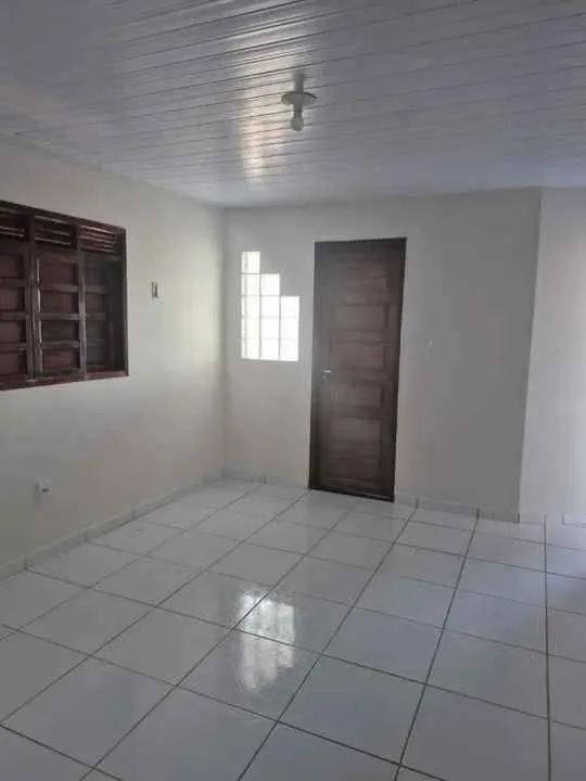 Casa Recém Reformada a venda no caub 1 