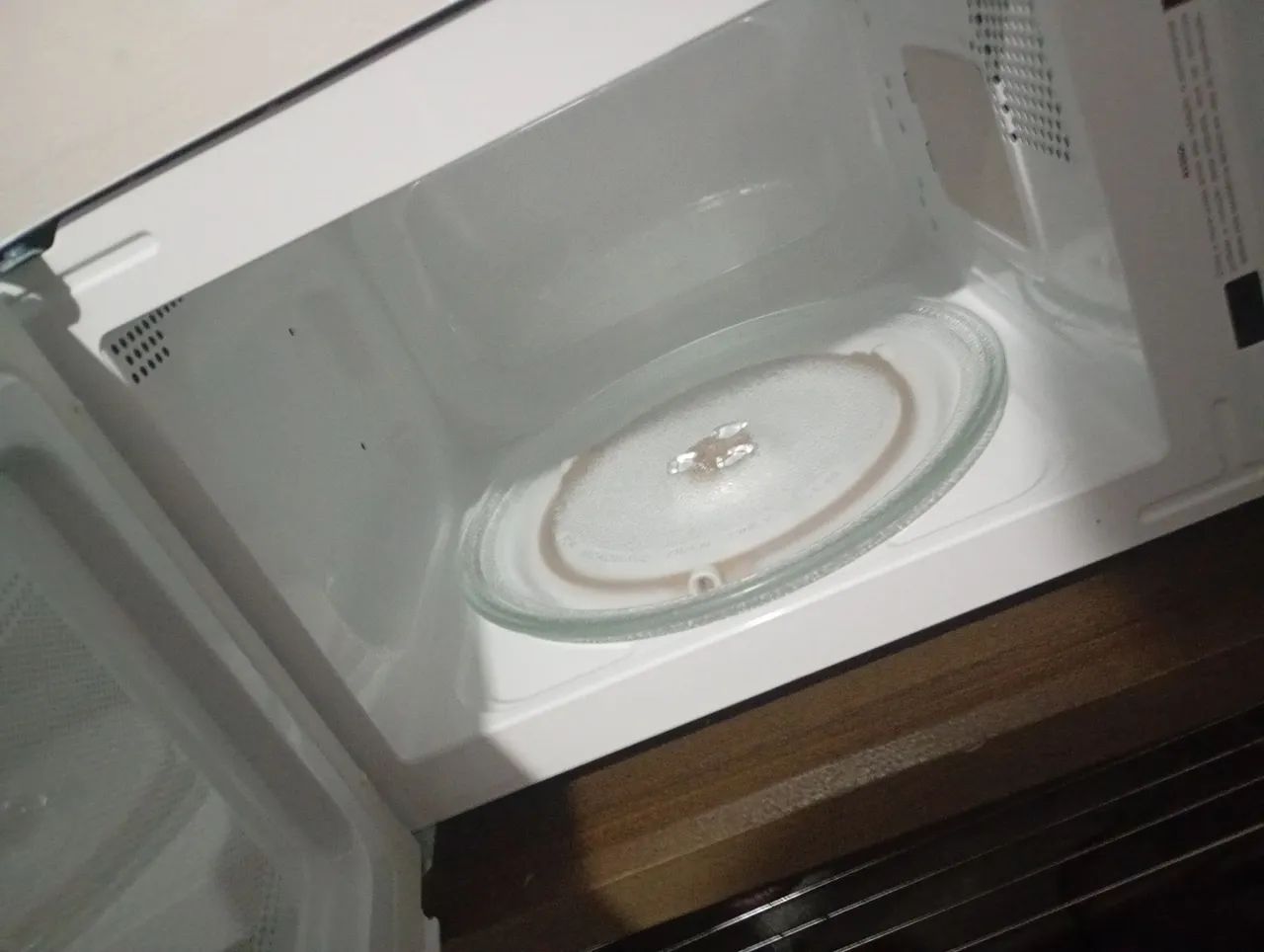 Microondas Philco novo