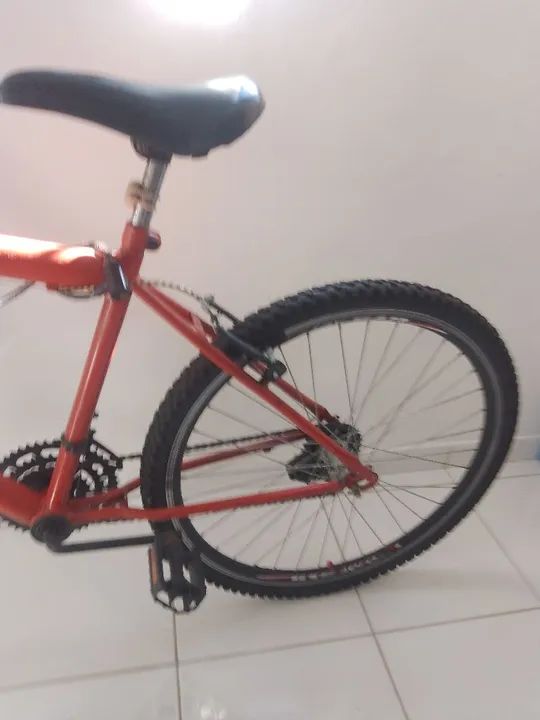 Bicicleta com marcha aro 26 - Foto 2