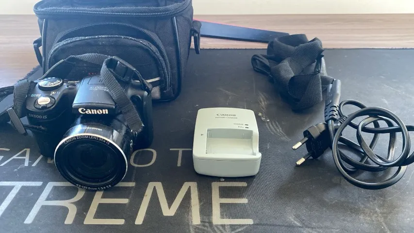 Canon SX500IS ✦豪華おまけ付き✦美品✦ Canon SX500IS ✦豪華おまけ付き✦美品✦ CANON PowerShot SX500