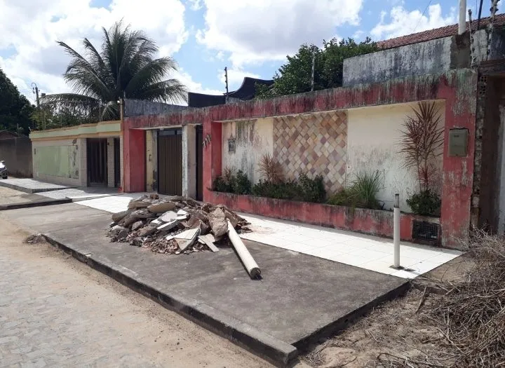 "OPORTUNIDADE DE OURO" NO MELHOR BAIRRO DE ARAPIRACA - ALAGOAS.
