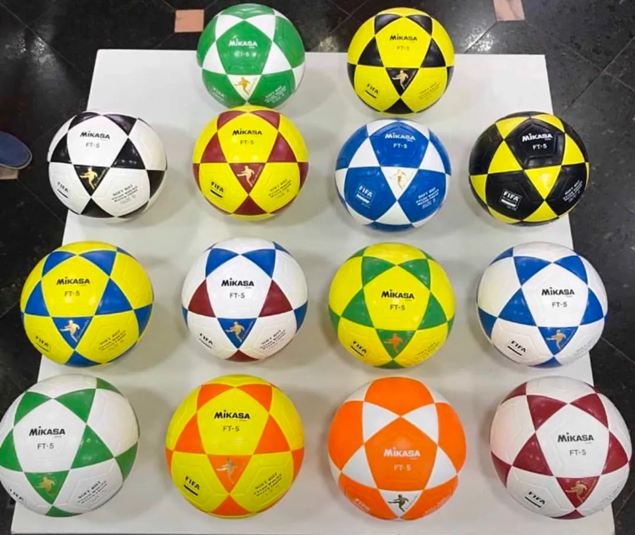 Bola Mikasa oficial - fornecedor