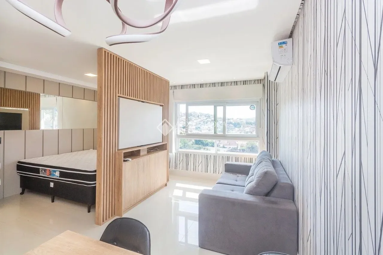 Imóvel para aluguel possui 42 metros quadrados com 1 quarto em Partenon - Porto Alegre - R
