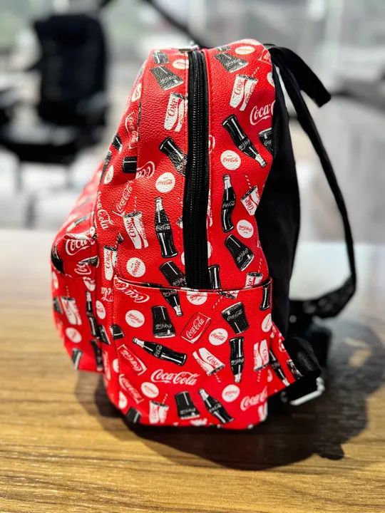 Mochila da Coca Cola Original dos EUA - Foto 2