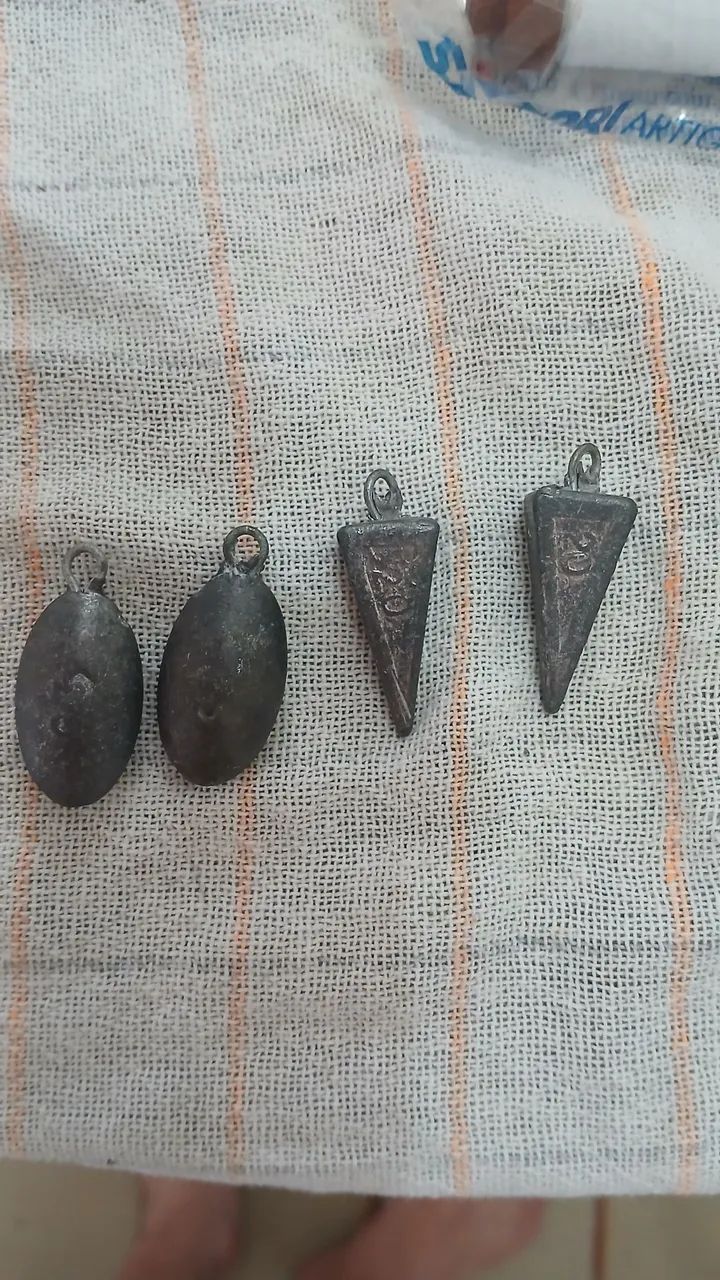 Vara de pesca 1.5m 25-40 lbs com iscas - Foto 4