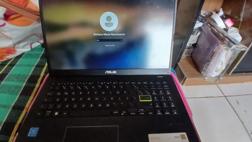 Notebook ASUS E510