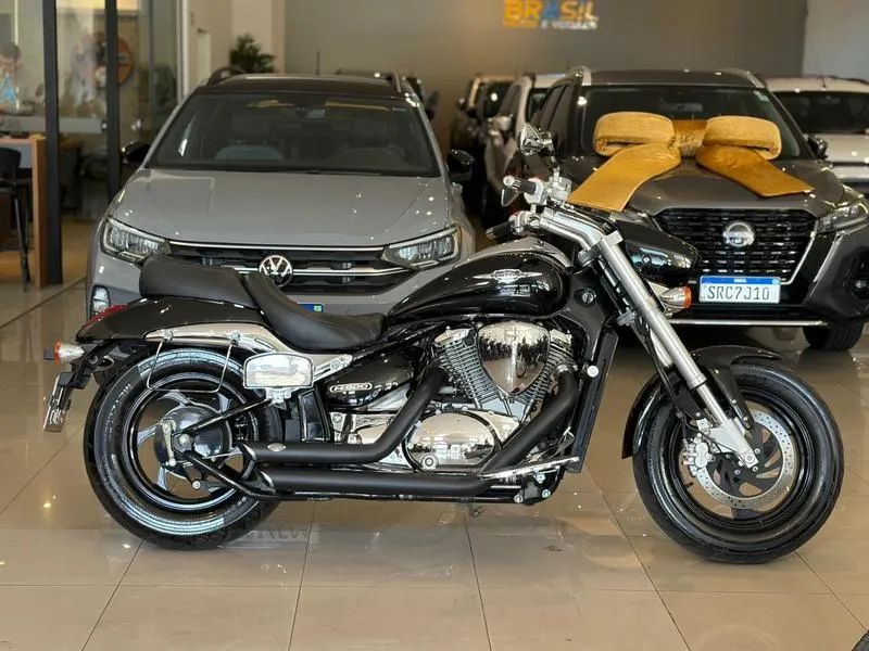 SUZUKI BOULEVARD M800 2016