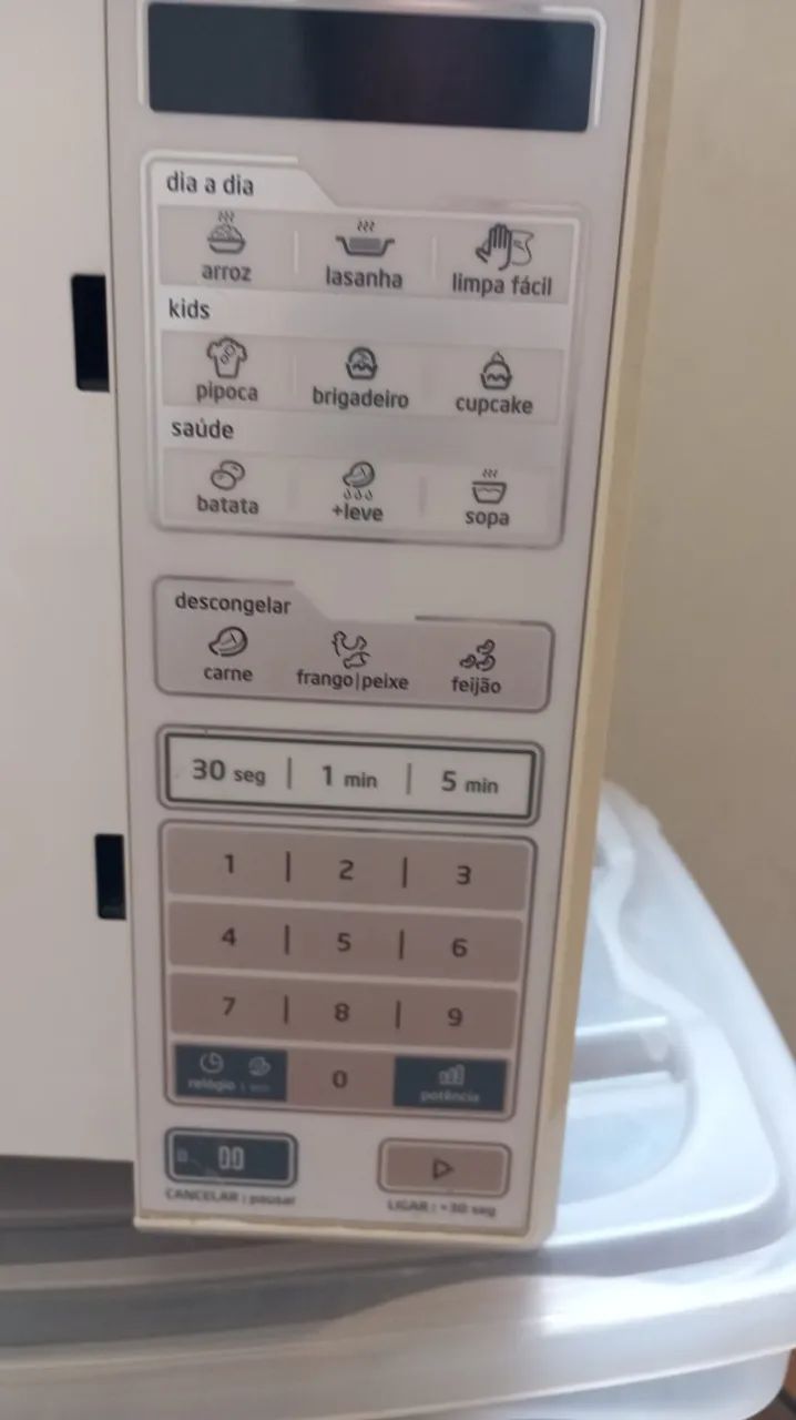 Microondas Midea 20 litros  - Foto 2