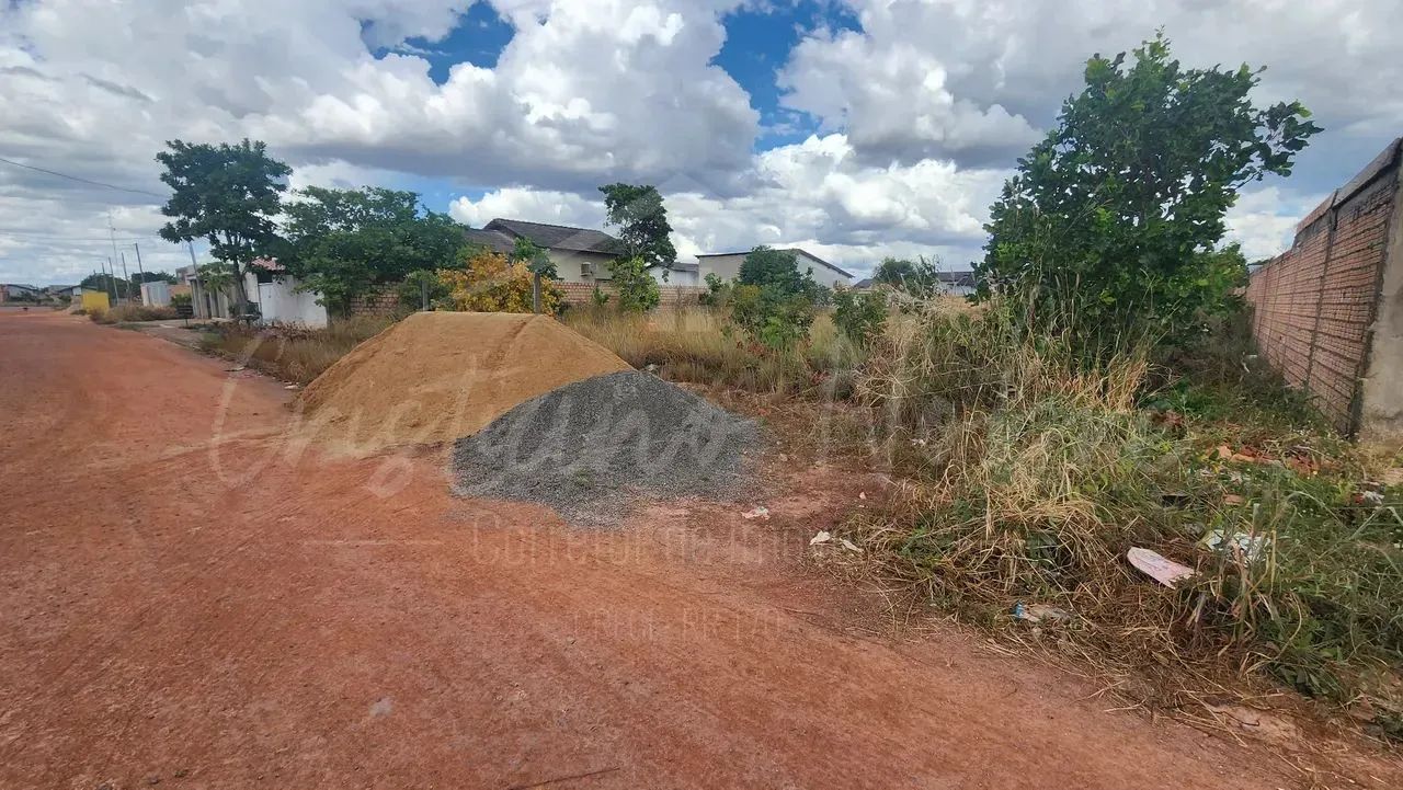 Vende este Lindo Terreno no Bairro Said Salomão - Foto 4