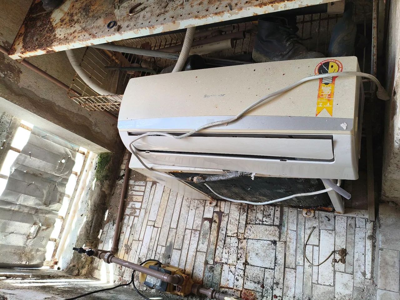 Ar condicionado Springer 9 mil 