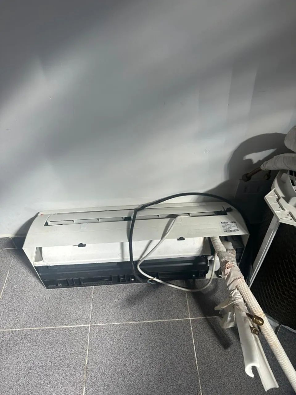12,000 BTU Air Conditioner