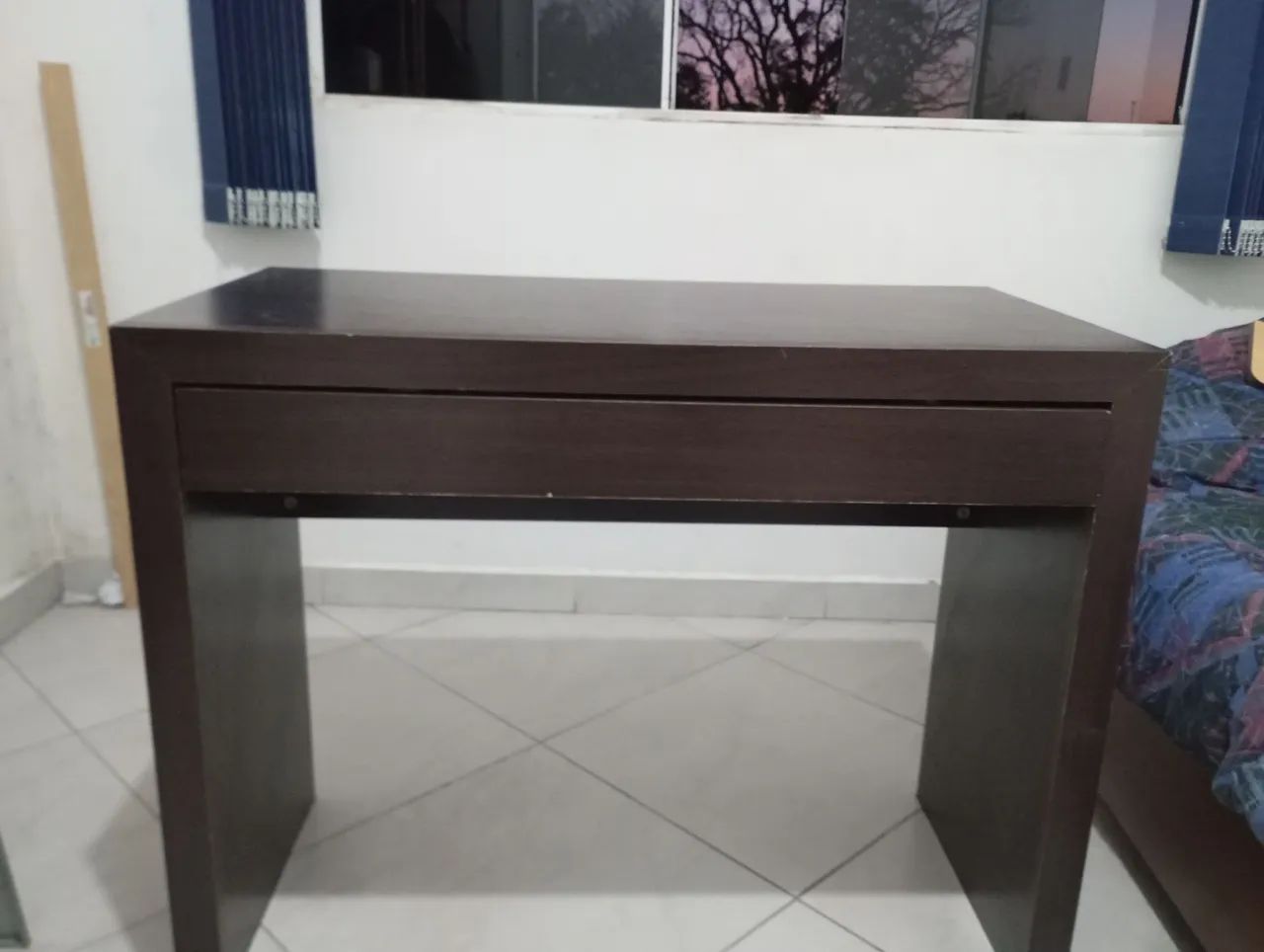 Escrivaninha com gaveta - Foto 2