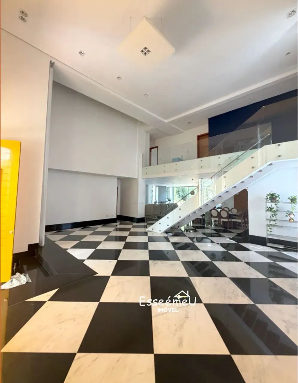 Sobrado mobiliado com 1250m2 lote, construída 583m2, 4 suítes e piscina aquecida. - Foto 5