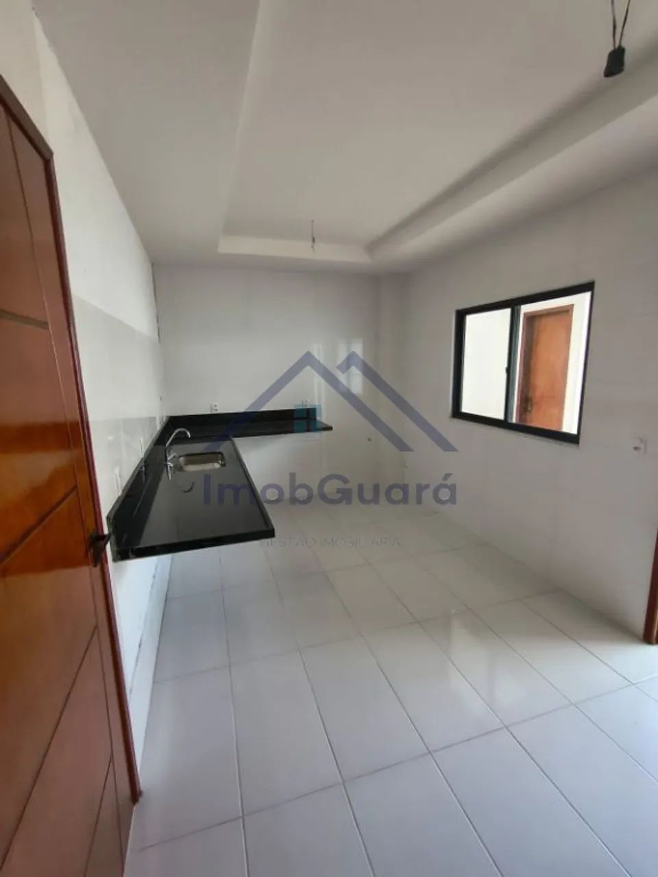 Casa Duplex com 3 Quartos, Sendo 1 Suíte com Varanda! - Foto 4