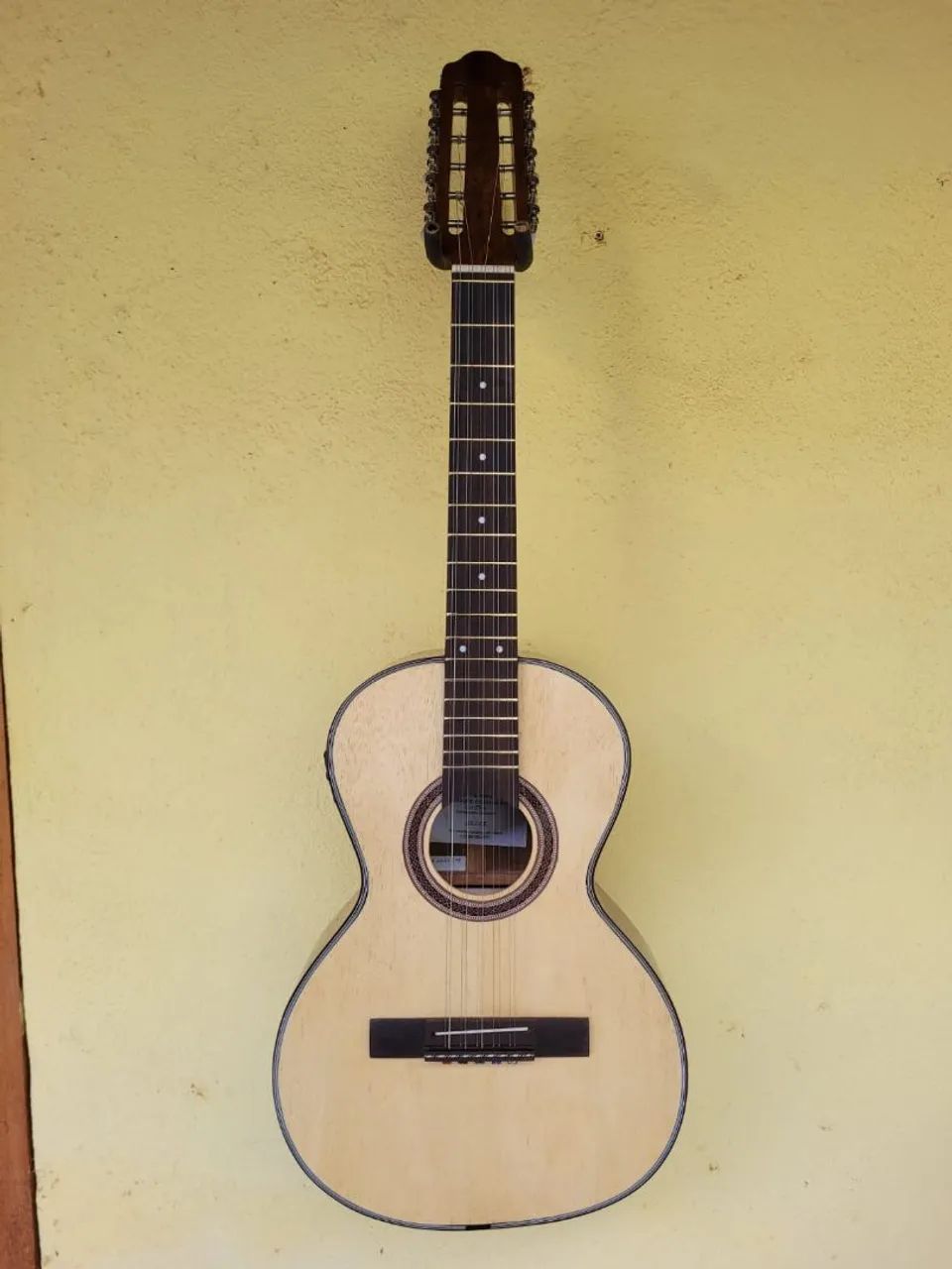 Viola Caipira 100% maciça. Nova