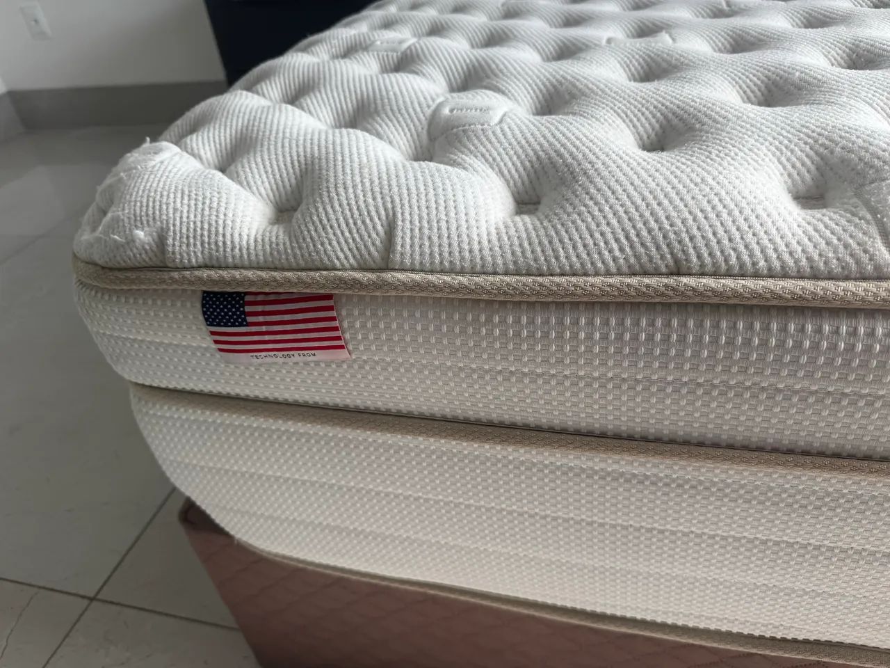 Cama king completa base e colchão  - Foto 4