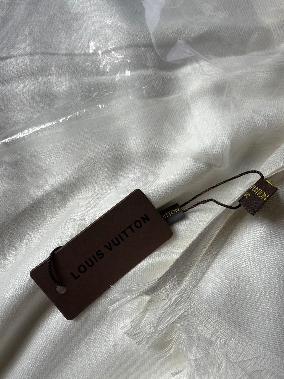 Echarpe Louis Vuitton Branca  - Foto 2