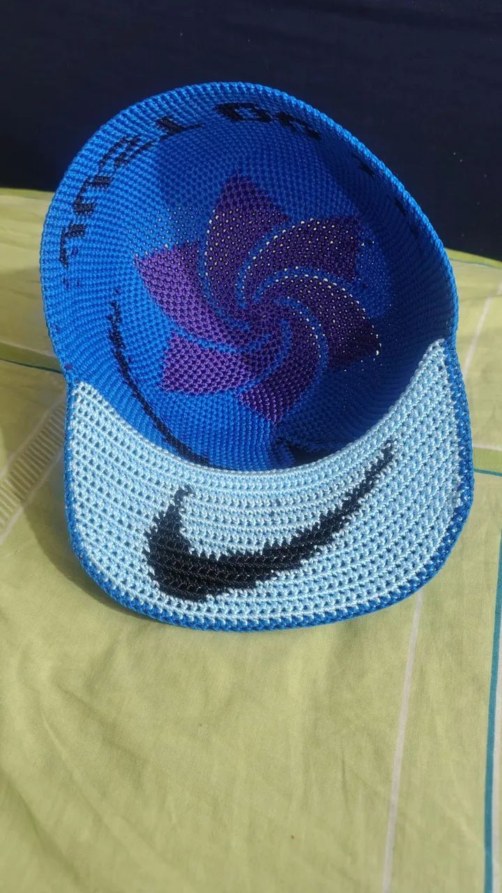 Boné de crochê nike - Foto 2