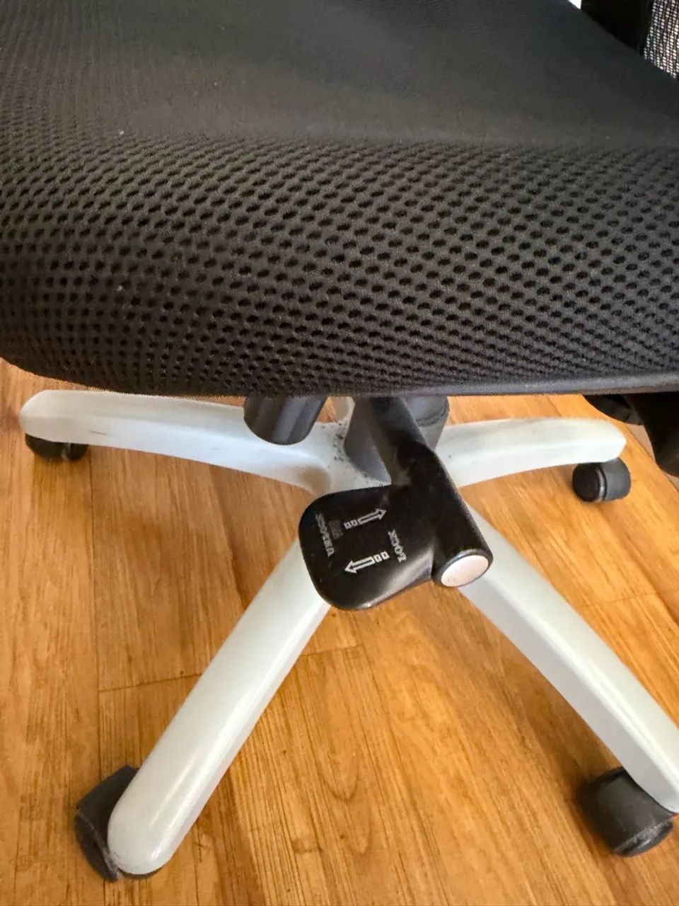 Cadeira de escritório ergonômica  - Foto 5