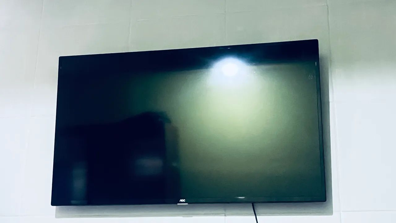Vendo Tv 50 polegadas AOC - Foto 2