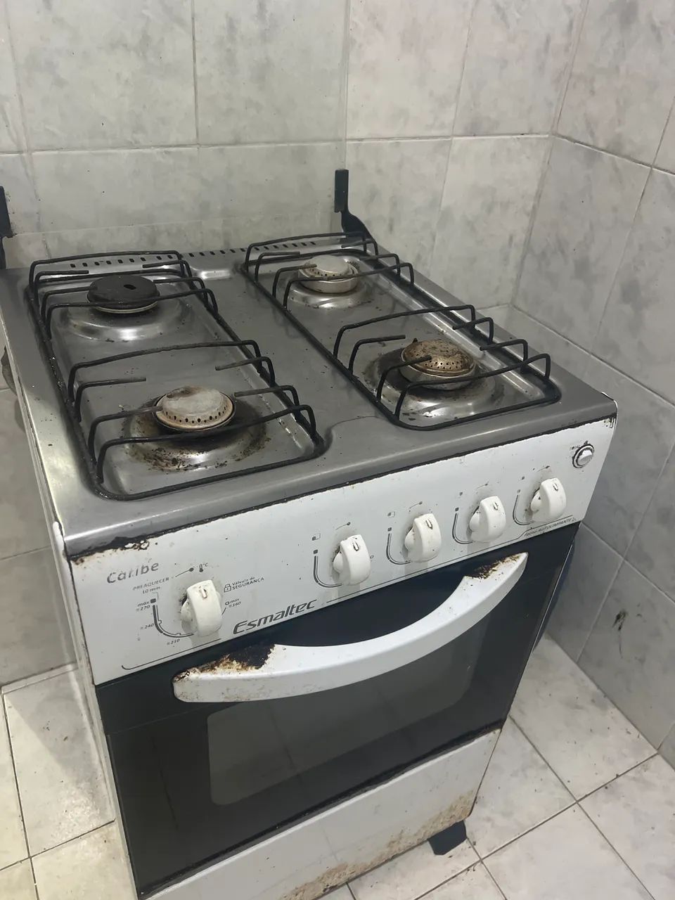 Fogão seminovo