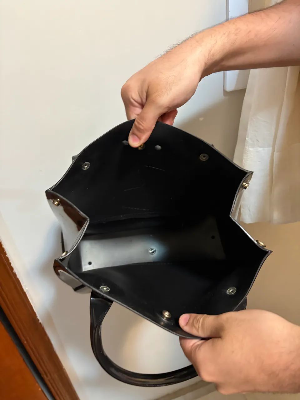 Bolsa Petite Jolie Preta Bordada - Foto 5