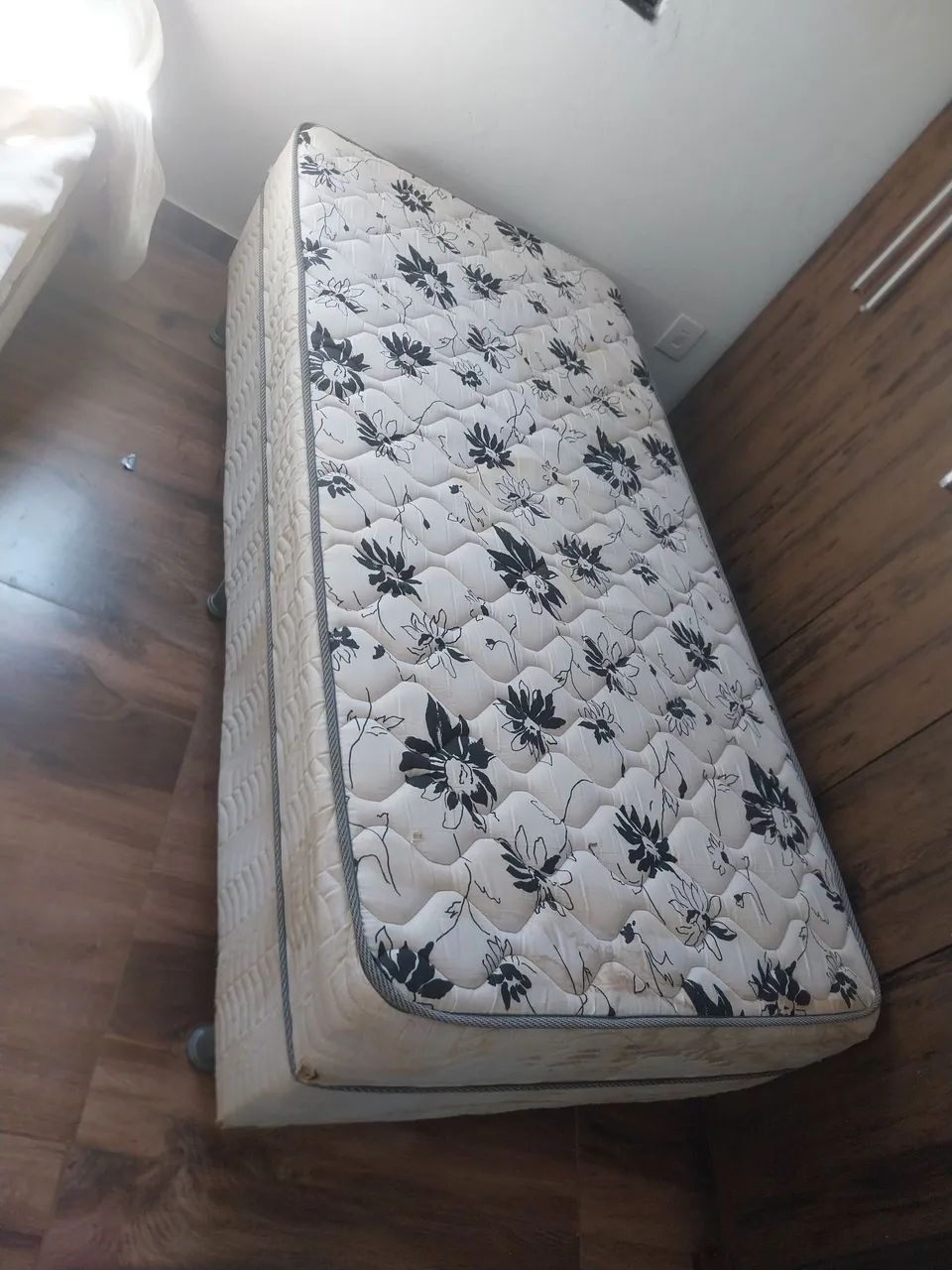 Cama Box solteiro!