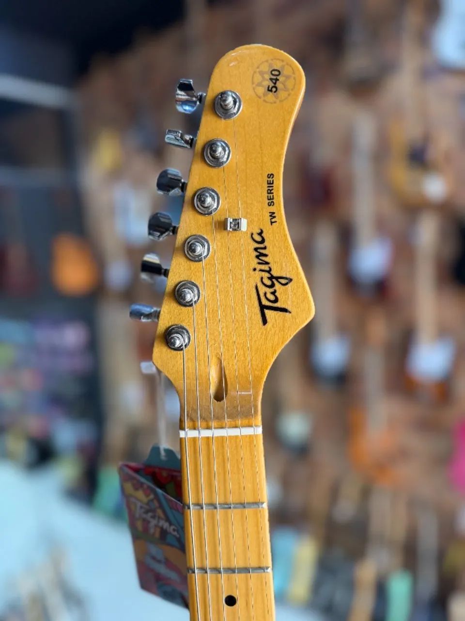 Guitarra winner bk  - Foto 3