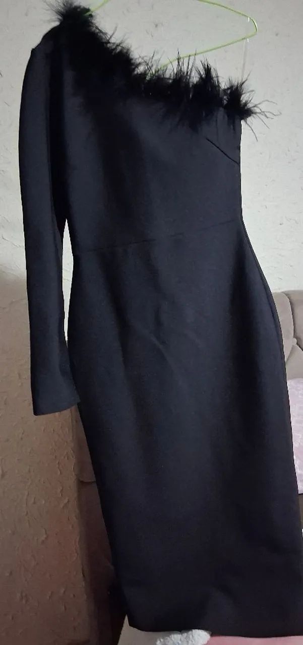 Vestido Mídi Preto Elegante.  - Foto 3