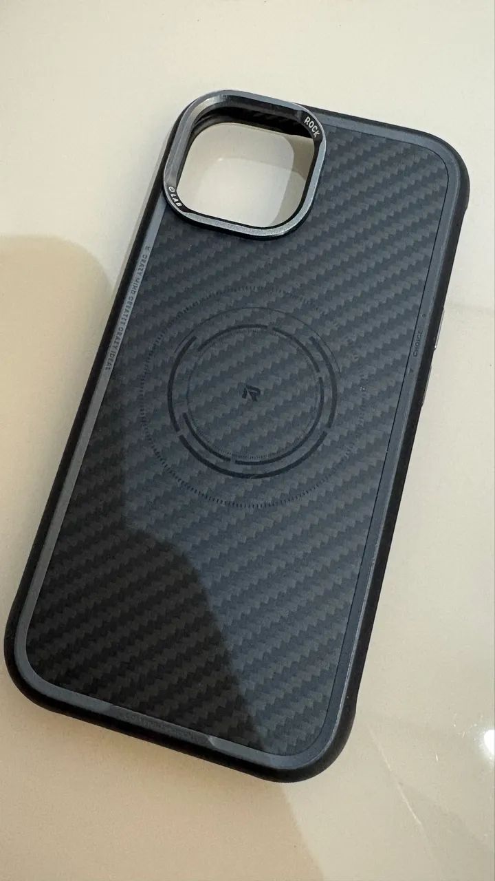 Capinha Rock para iPhone 14