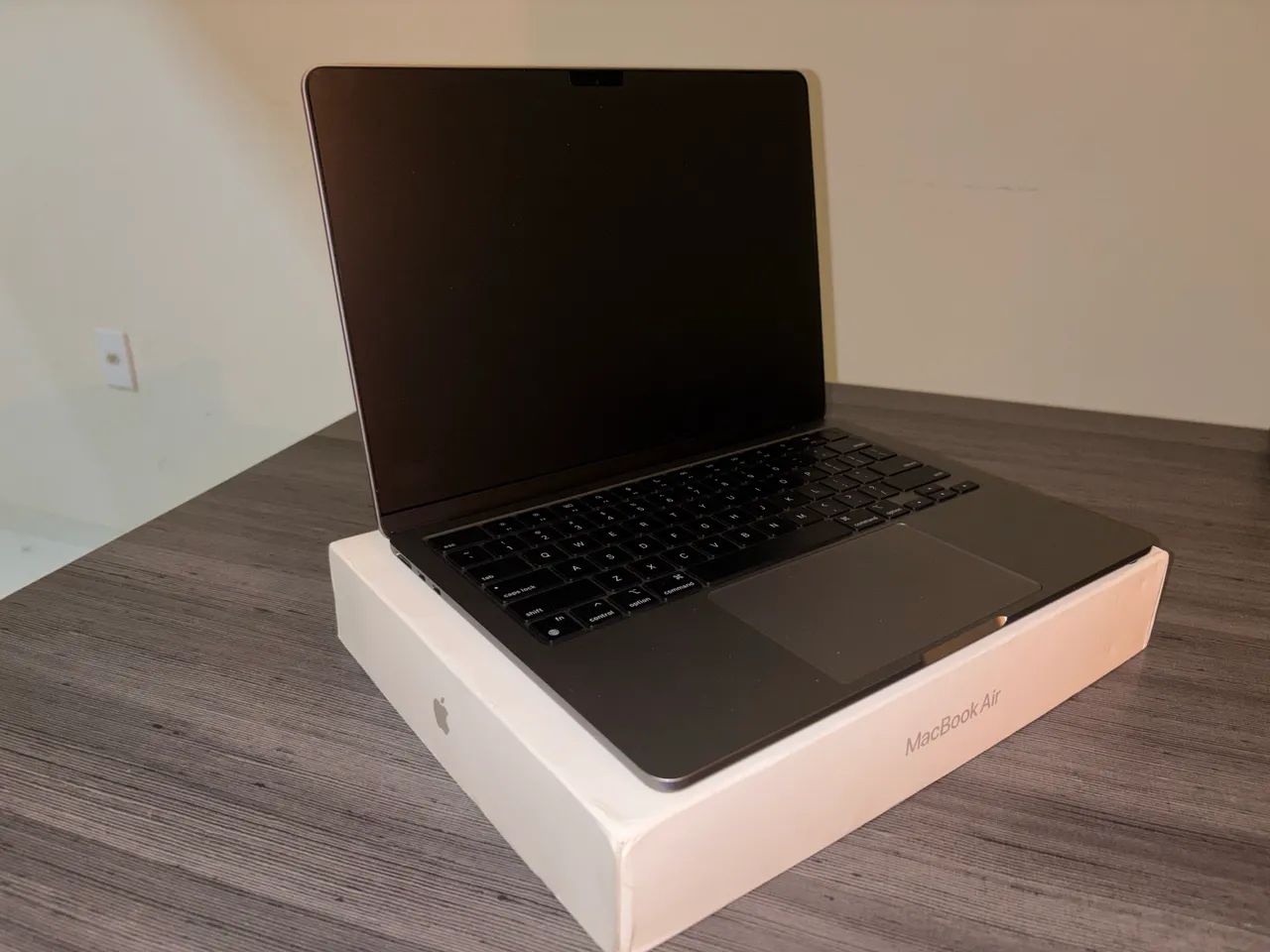 MacBook Air M2 8gb 256gb ssd - Foto 4