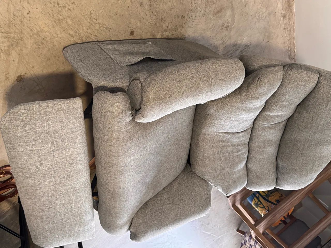 Poltrona elegante e confortável para sala ou quarto - Foto 4