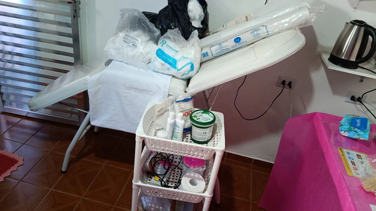 Móveis e produtos de depilação 