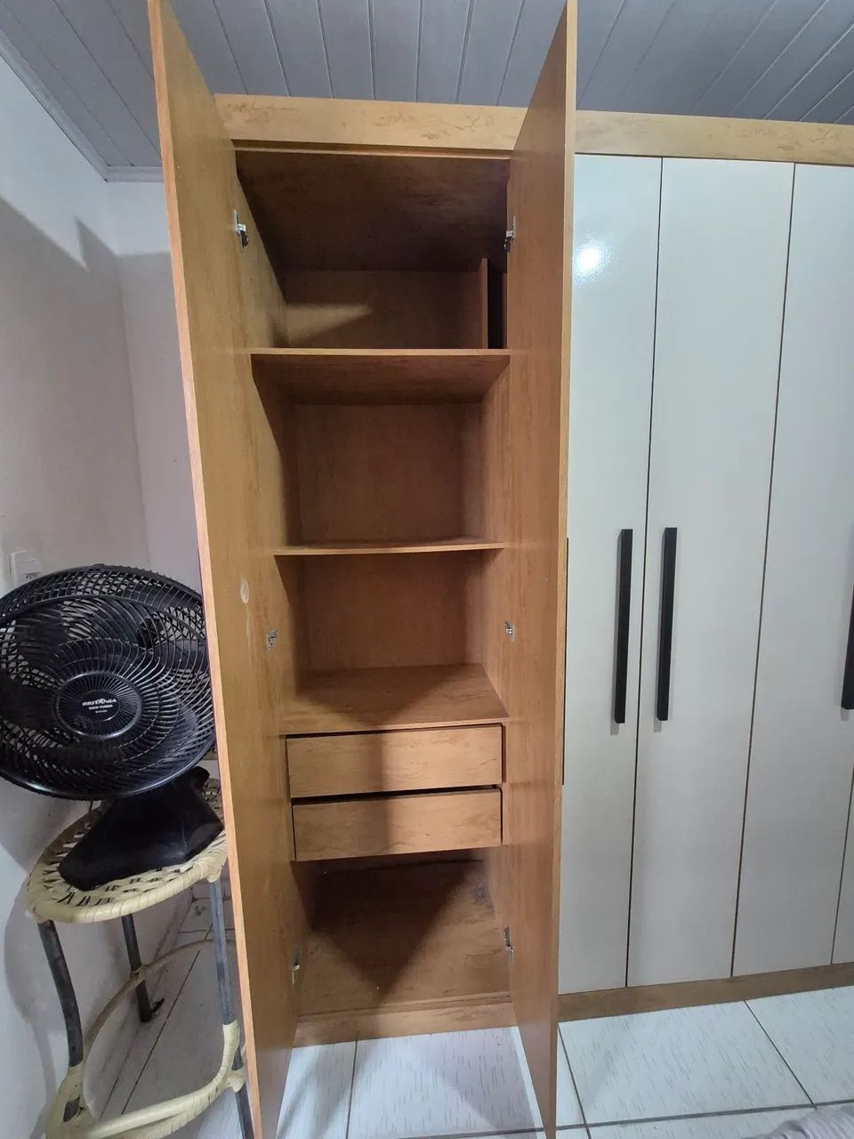 Guarda roupa 8 portas  - Foto 2
